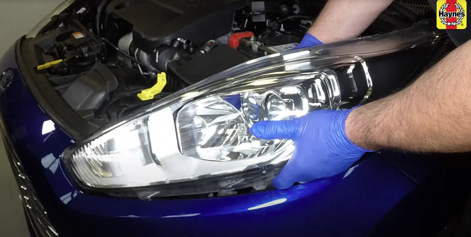 Removing Fiesta headlight
