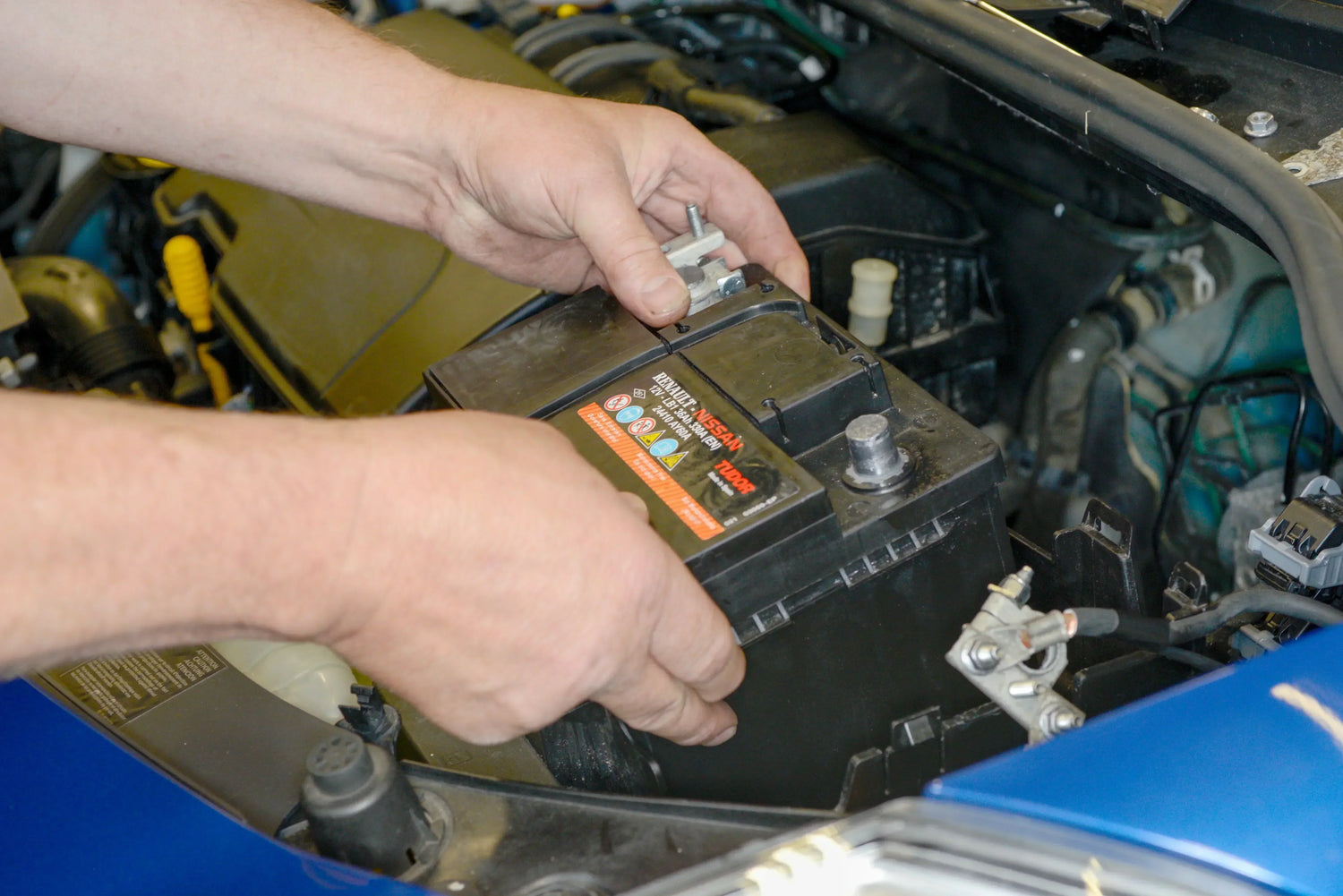 Car battery removal & replacement