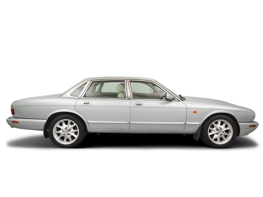 Checking tyre condition Jaguar XJ 1997 - 2003 | Haynes Manuals