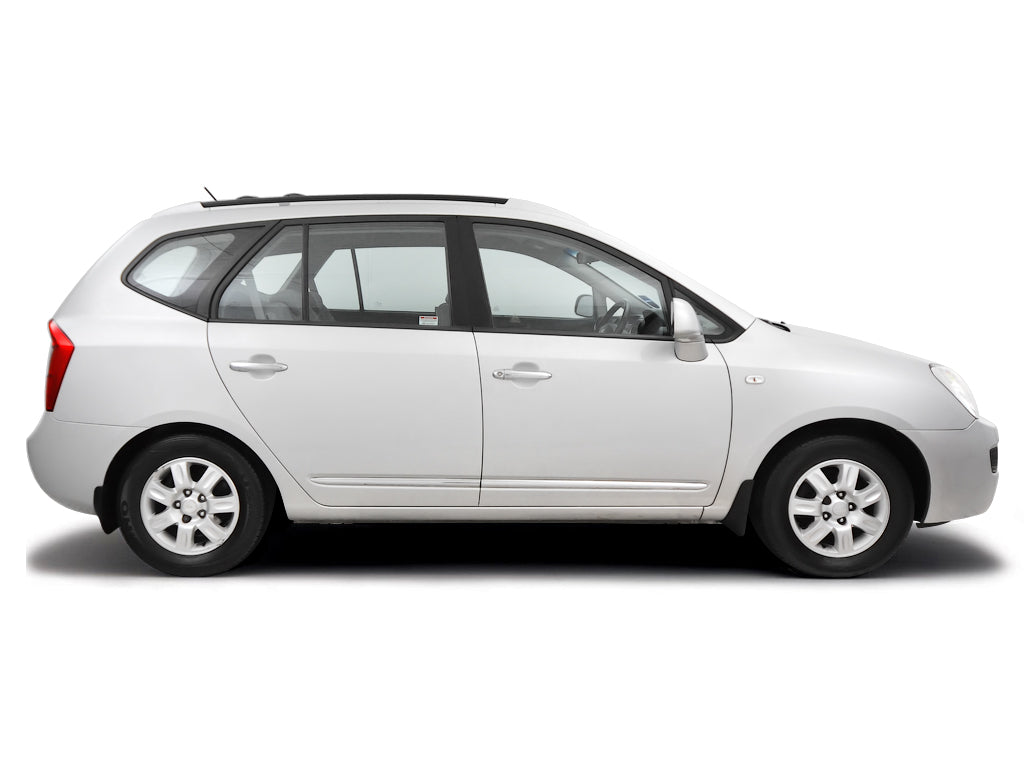 Opening the bonnet Kia Carens 2002 - 2006 | Haynes Manuals