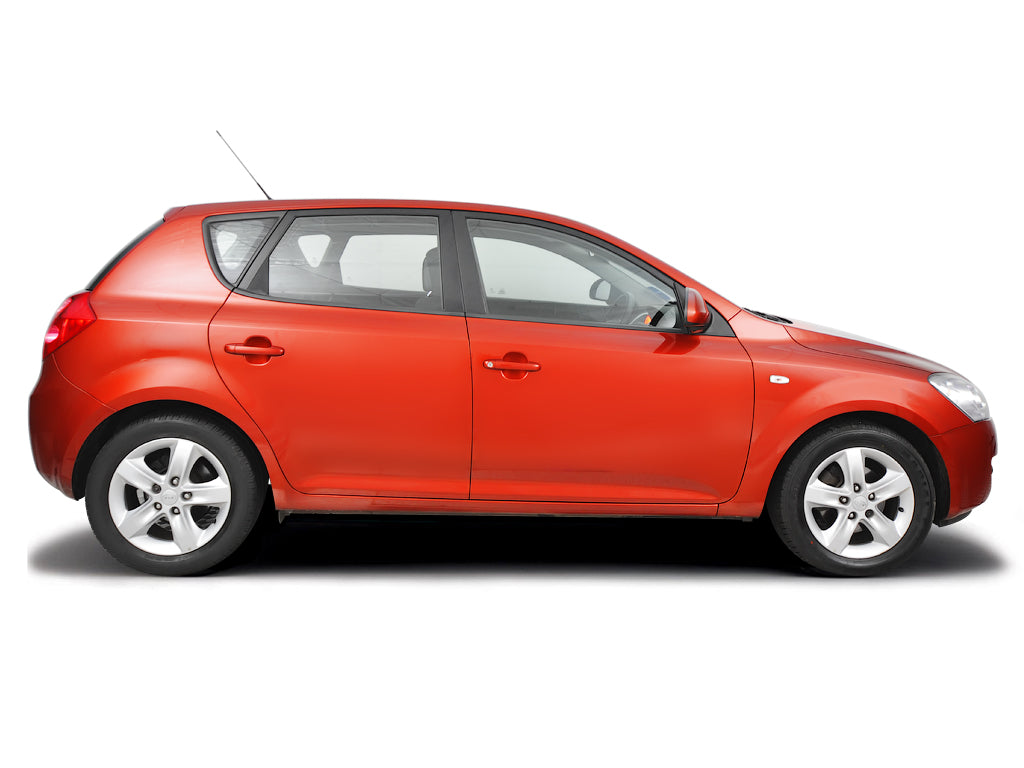 Opening the bonnet Kia Ceed 2007 - 2012 | Haynes Manuals