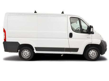 Opening the bonnet Citroen Relay 2006 - 2017 | Haynes Manuals