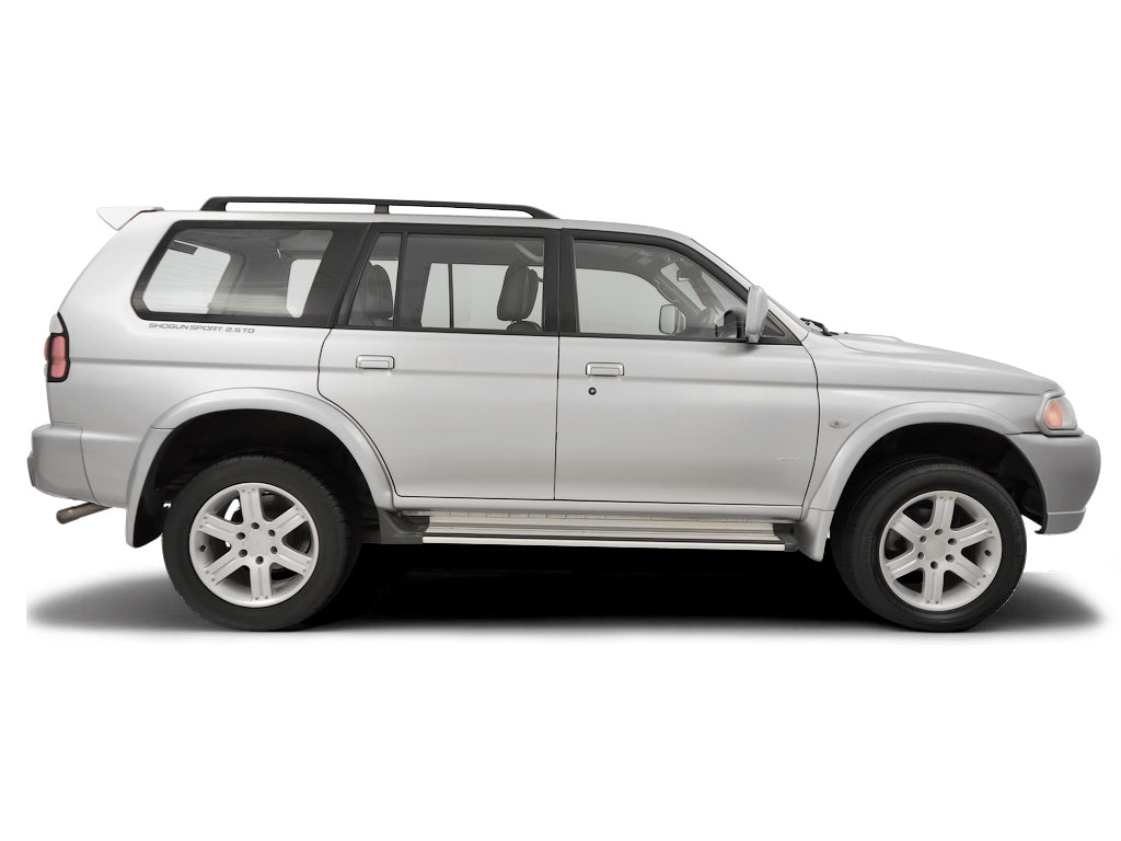Checking screen wash Mitsubishi Shogun Sport 2001 - 2009 | Haynes Manuals