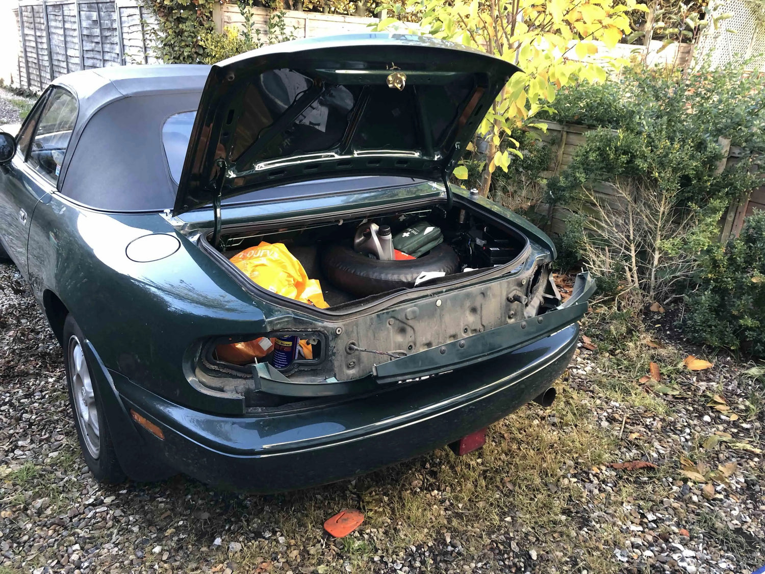 Mazda MX-5 Mk1 numberplate light repair