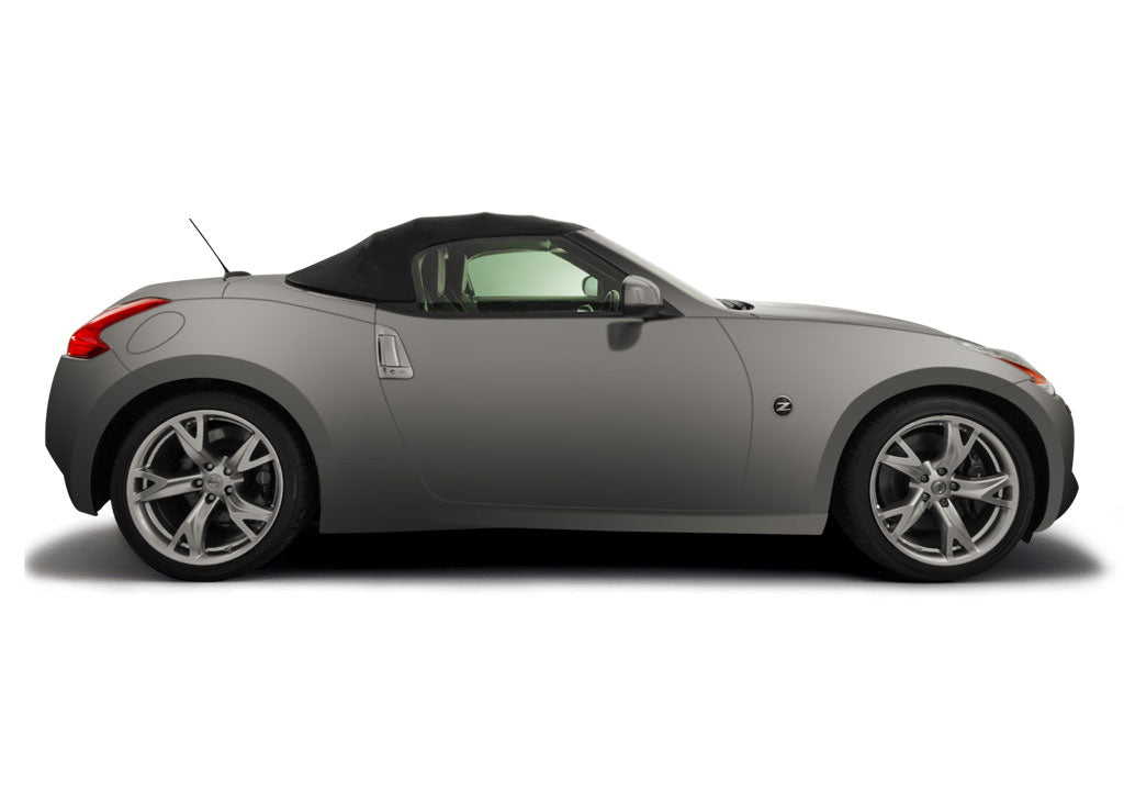 Checking screen wash Nissan 370Z 2009 - 2017 | Haynes Manuals