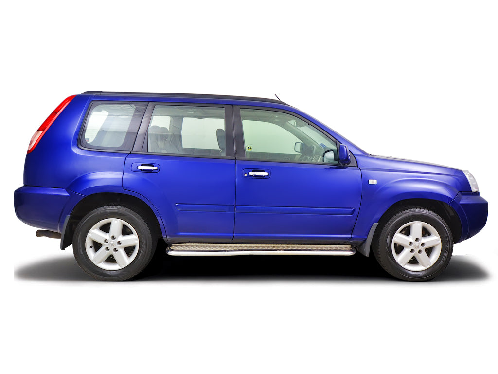 Opening the bonnet Nissan X-Trail 2001 - 2007 | Haynes Manuals