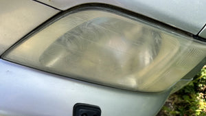 How to clean foggy headlights