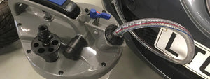 How to use a vacuum oil extractor